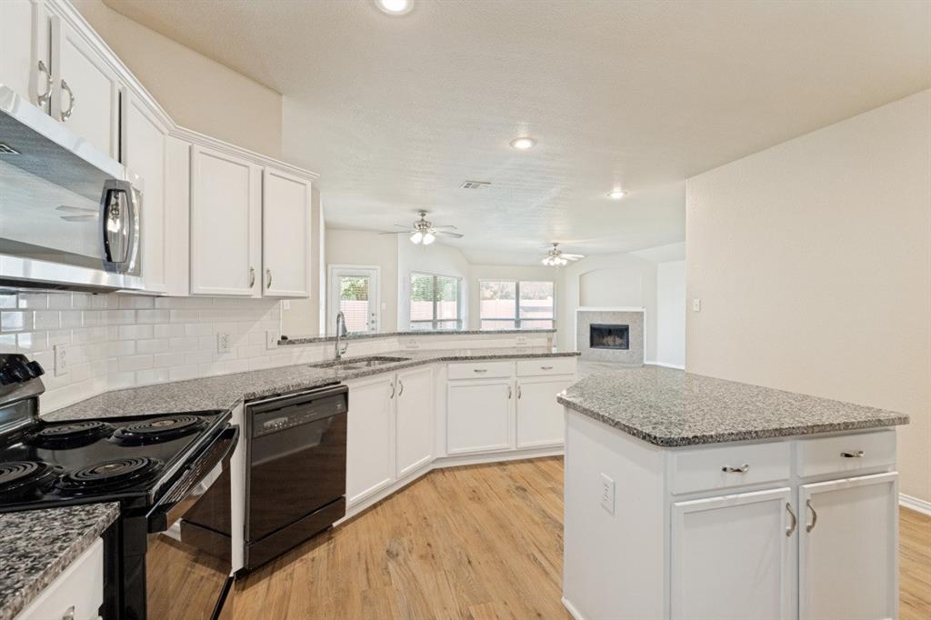 1504 Oakcrest Drive Property Photo 15