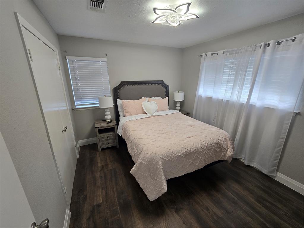 304 Salem Drive Property Photo 16