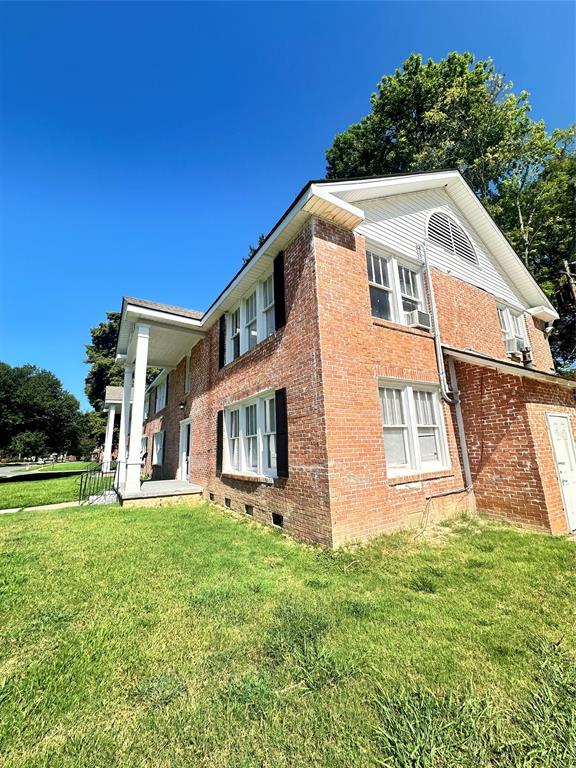 660 Ockley Drive 8 Property Photo 1