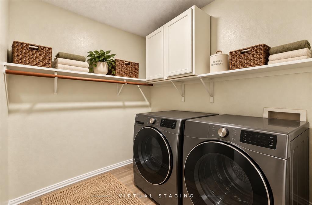 2924 Jamestown Drive Property Photo 31