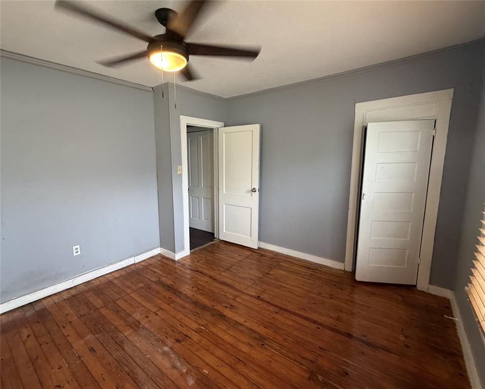 267 N Katy Road Property Photo 9