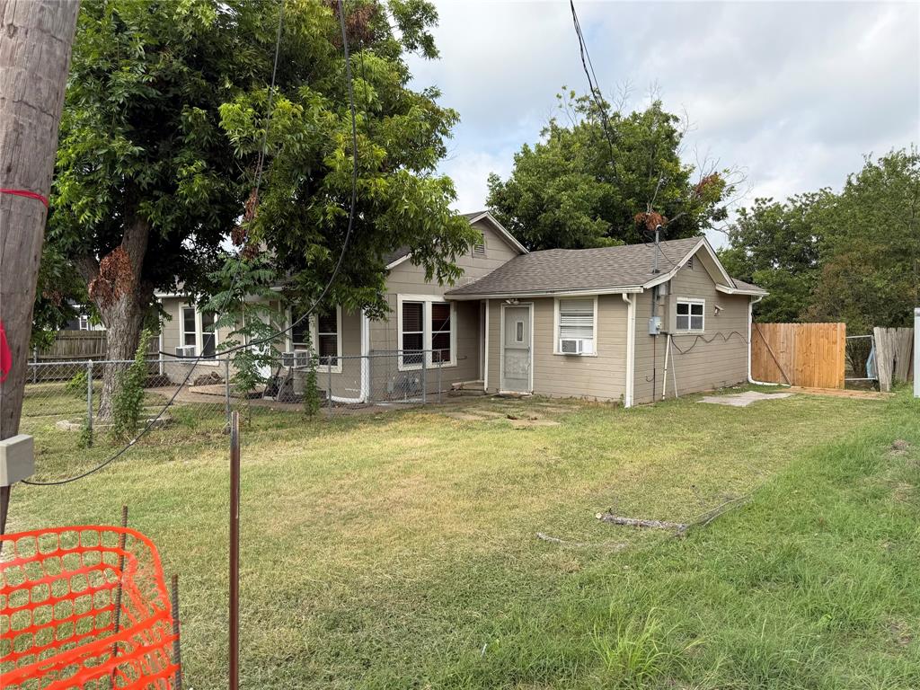 267 N Katy Road Property Photo 16