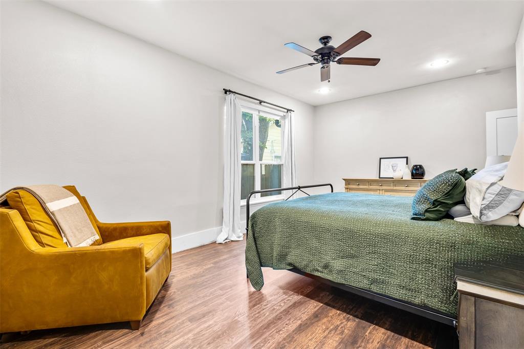 406 S Montreal Avenue Property Photo 15