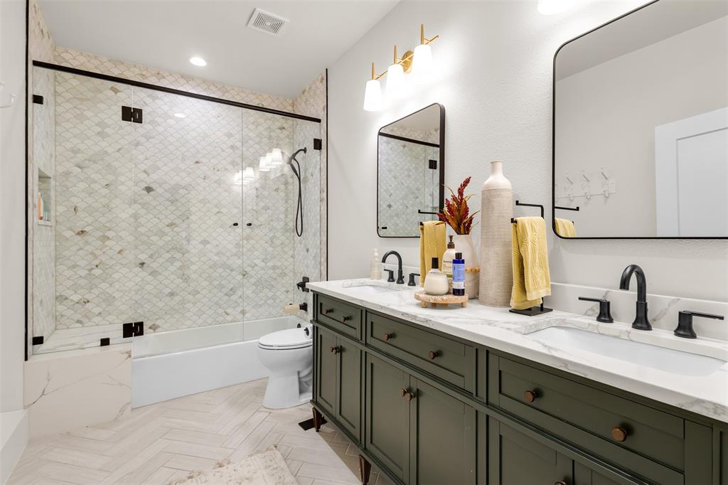 406 S Montreal Avenue Property Photo 20
