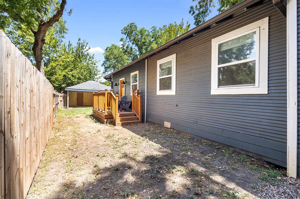 406 S Montreal Avenue Property Photo 24