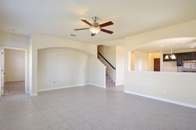 4001 Eaton Park Drive Property Photo 3