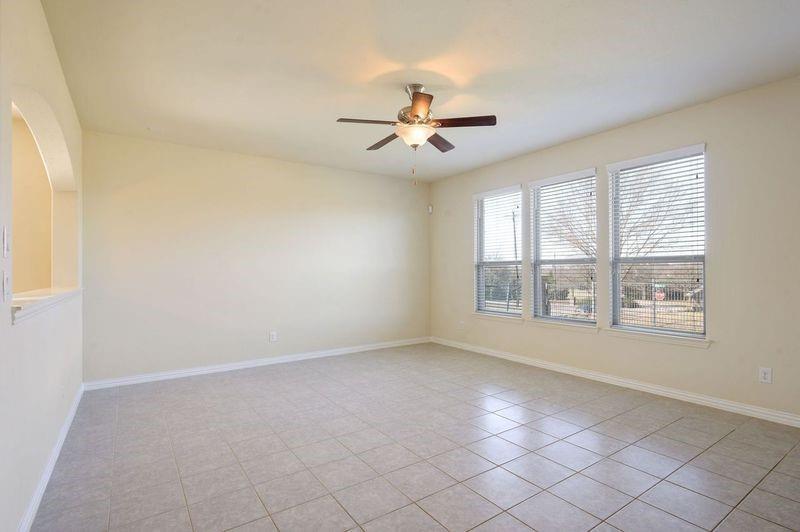 4001 Eaton Park Drive Property Photo 5