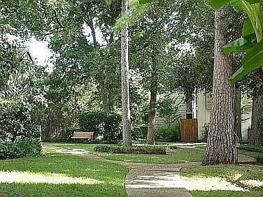 2100 Tanglewilde 167 Property Photo 18