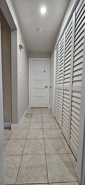 2100 Tanglewilde 167 Property Photo 27
