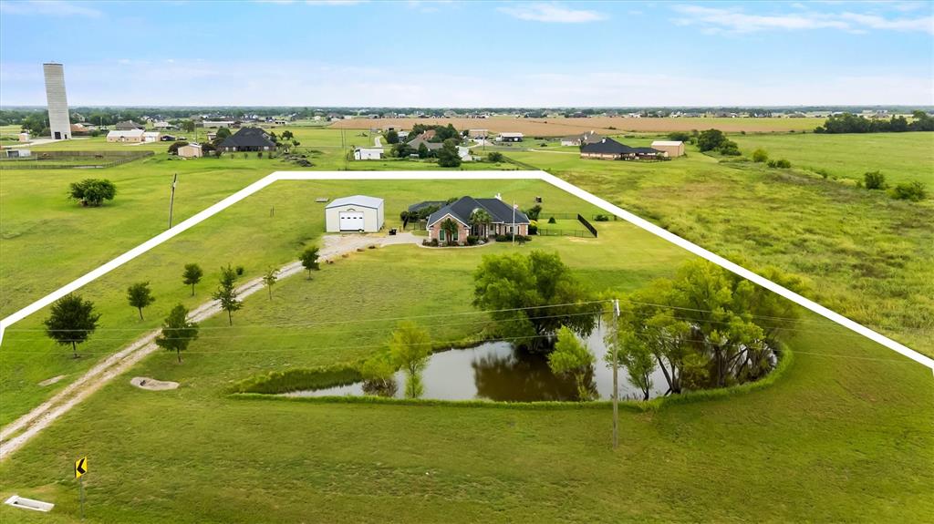 2395 Fm 36 Property Photo 1