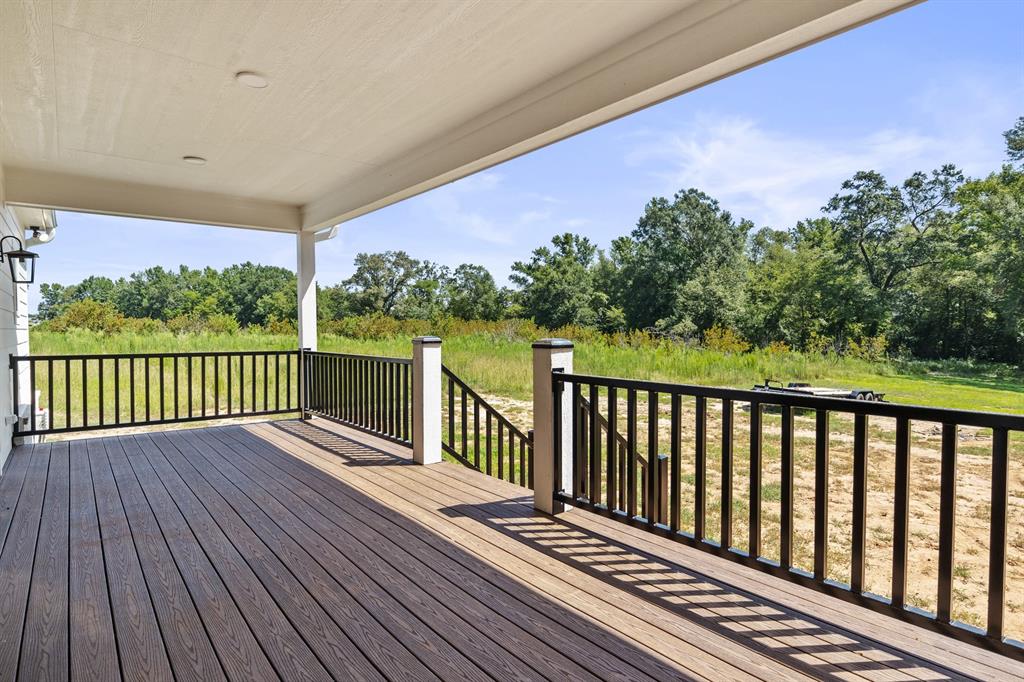 562 County Road 4230 Property Photo 35