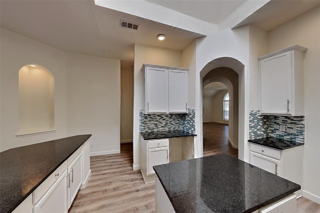 4307 Trailridge Drive Property Photo 4