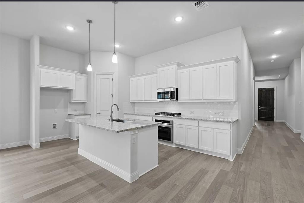 1804 Night Owl Way Property Photo 4