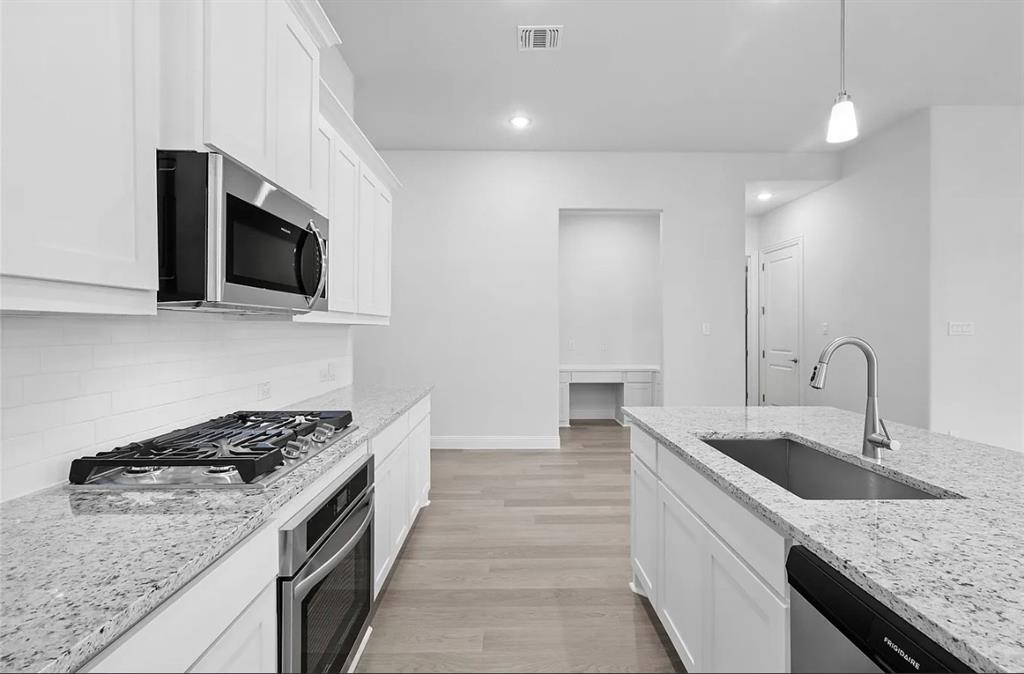 1804 Night Owl Way Property Photo 7