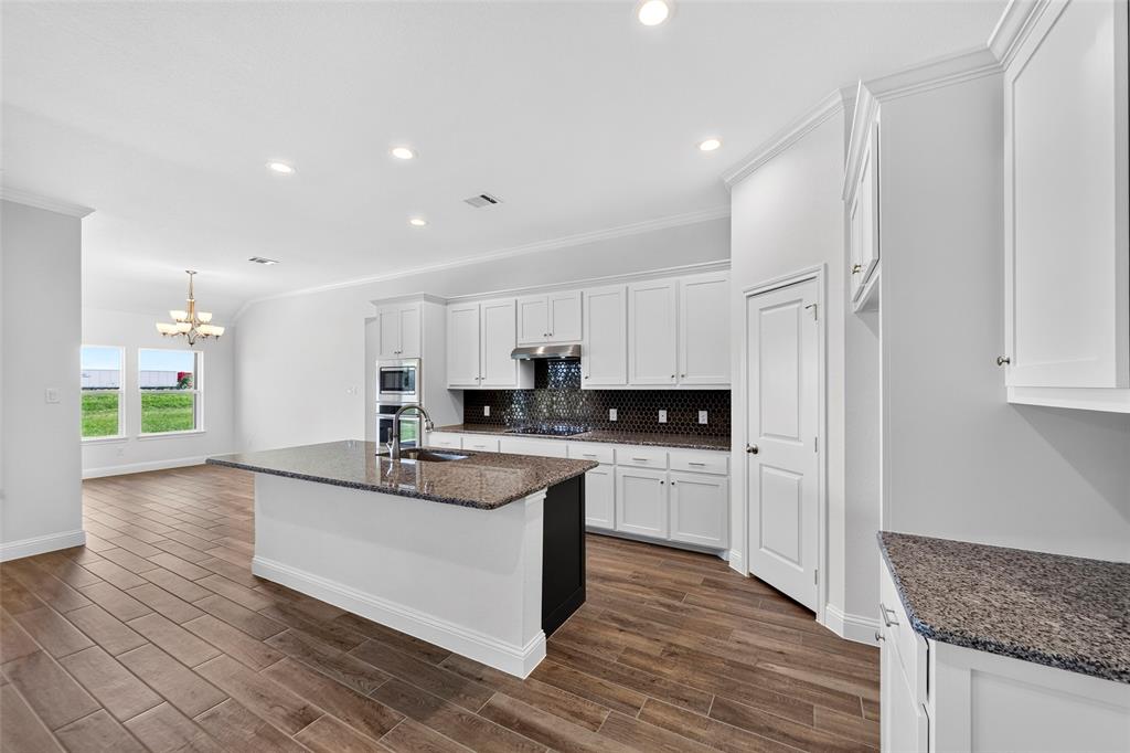 1209 Deerfield Drive Property Photo 9