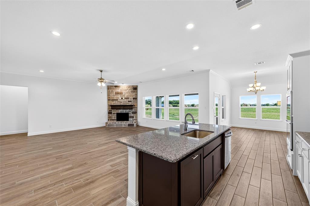 1209 Deerfield Drive Property Photo 10