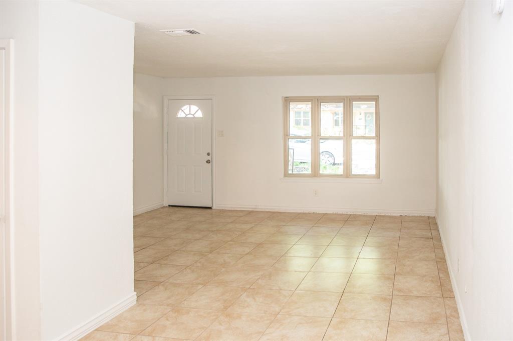 13552 Waterfall Way Property Photo 5