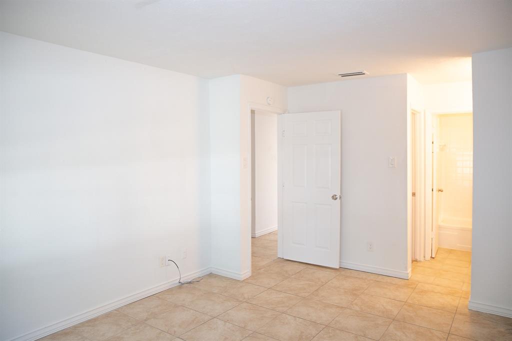 13552 Waterfall Way Property Photo 15