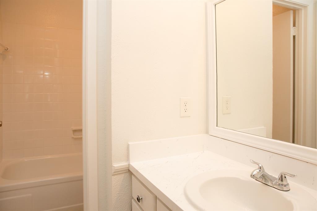 13552 Waterfall Way Property Photo 19