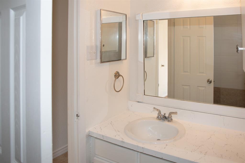 13552 Waterfall Way Property Photo 22