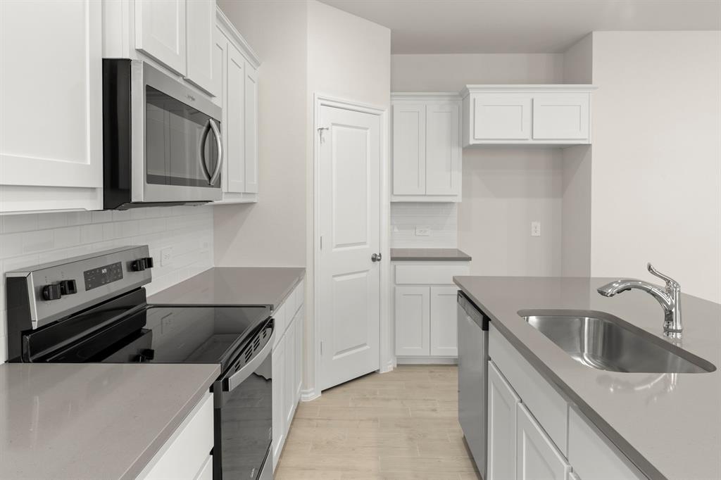 3683 Desperado Way Property Photo 4