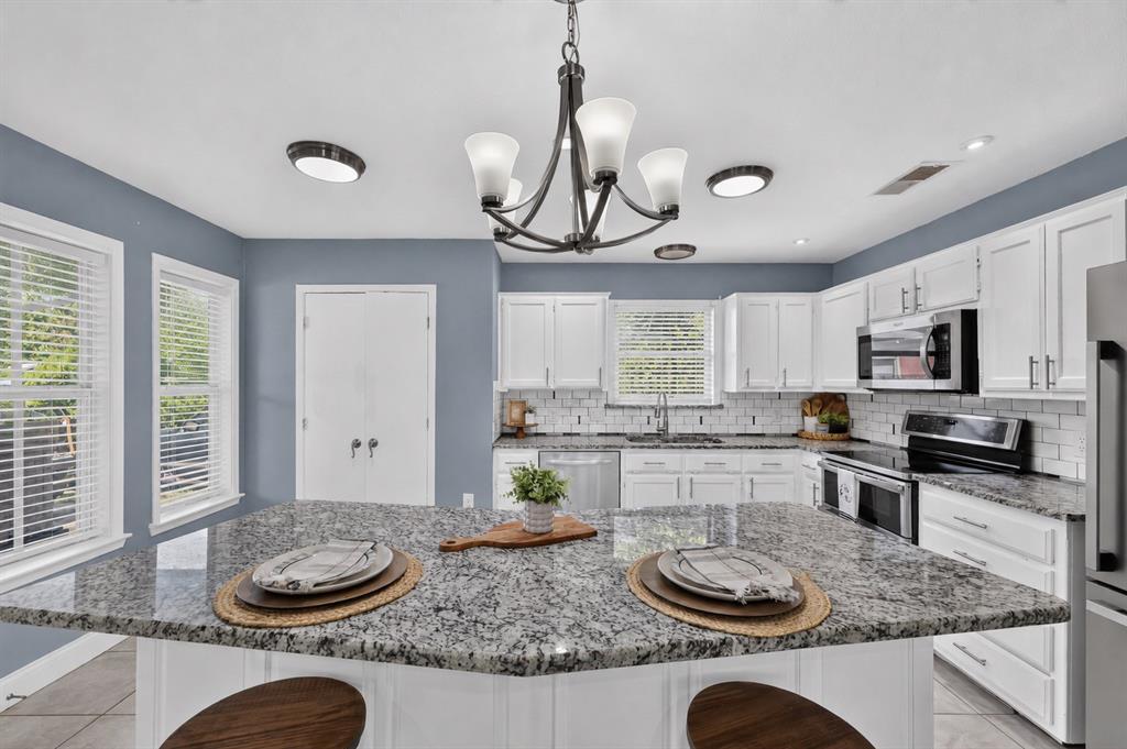 1422 Elmwood Avenue Property Photo 1