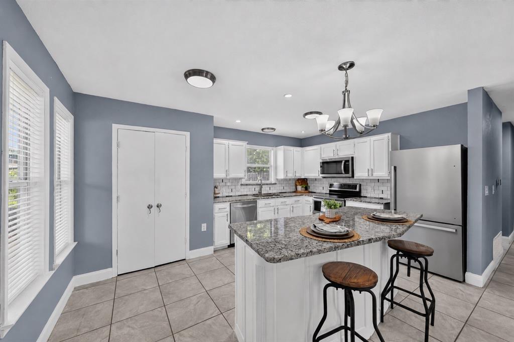 1422 Elmwood Avenue Property Photo 2