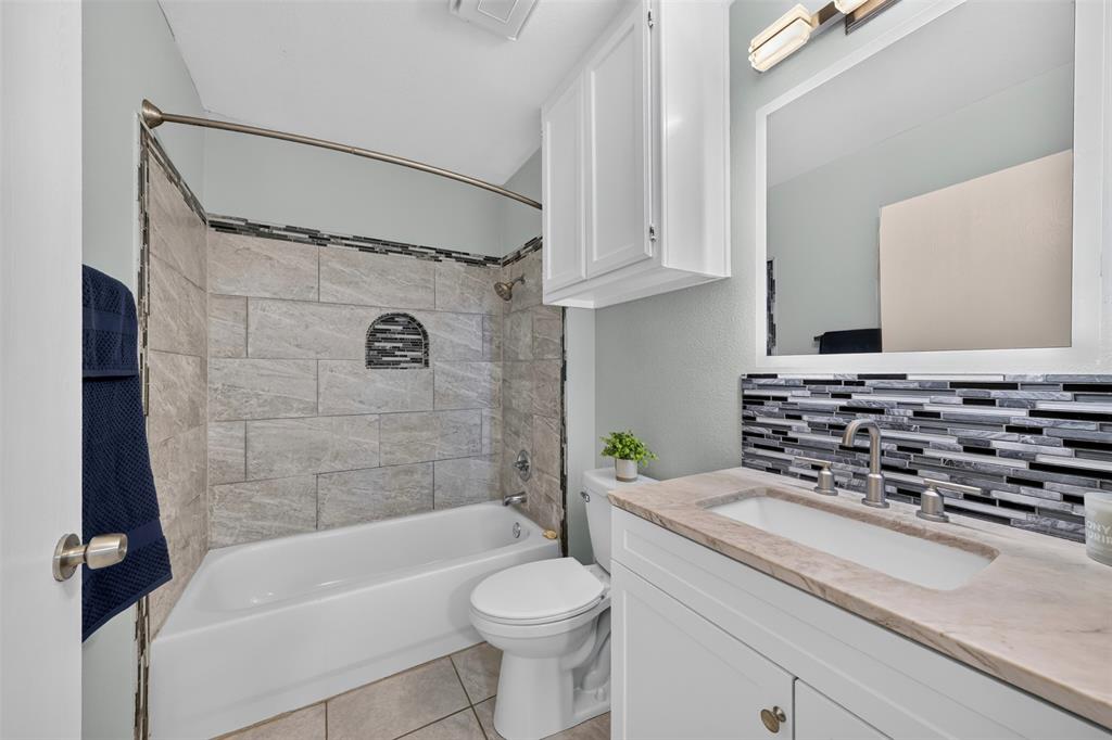 1422 Elmwood Avenue Property Photo 10