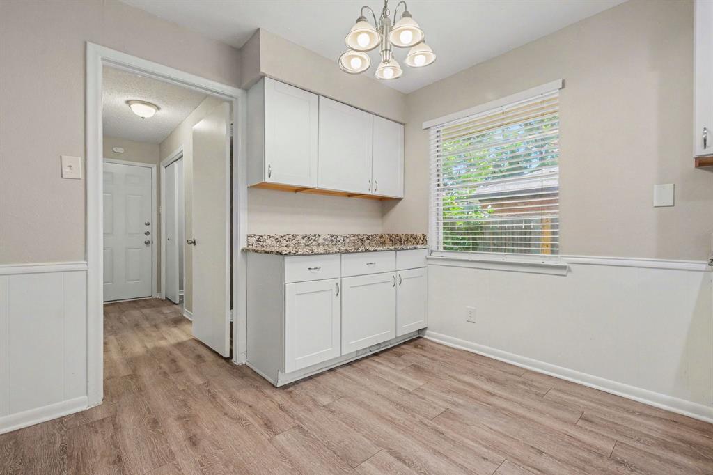 914 Bromwich Street Property Photo 13