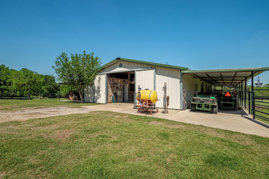 14392 State Highway 78 Property Photo 25