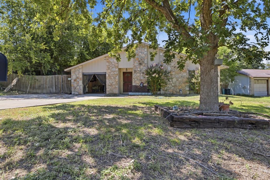 12101 Wilderness Trail Property Photo 6