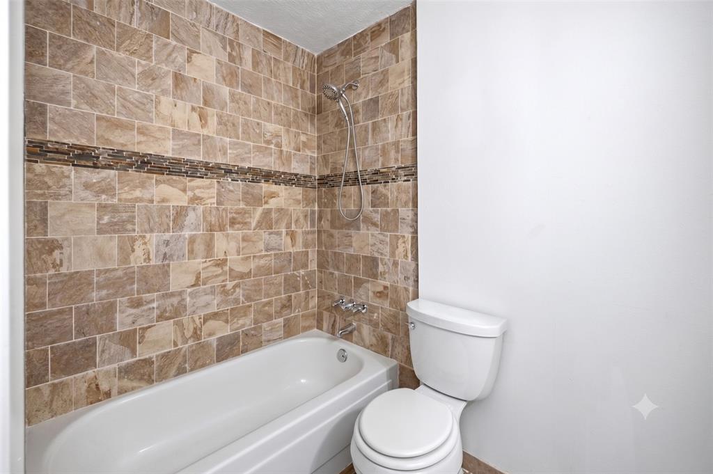 12101 Wilderness Trail Property Photo 16
