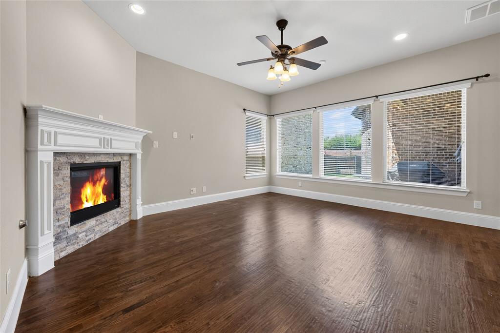 7117 Myrtleridge Drive Property Photo 4