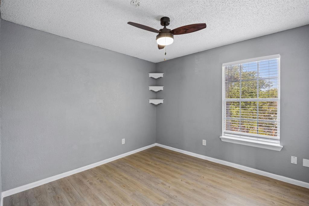 5639 Centeridge Drive Property Photo 20