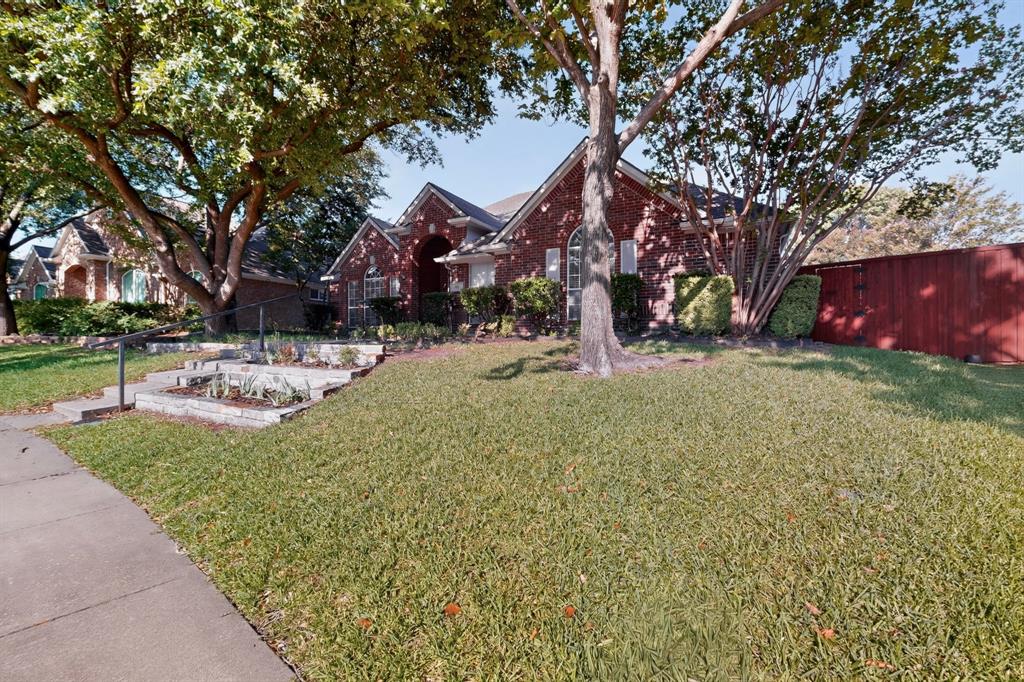 304 Belvedere Drive Property Photo 3