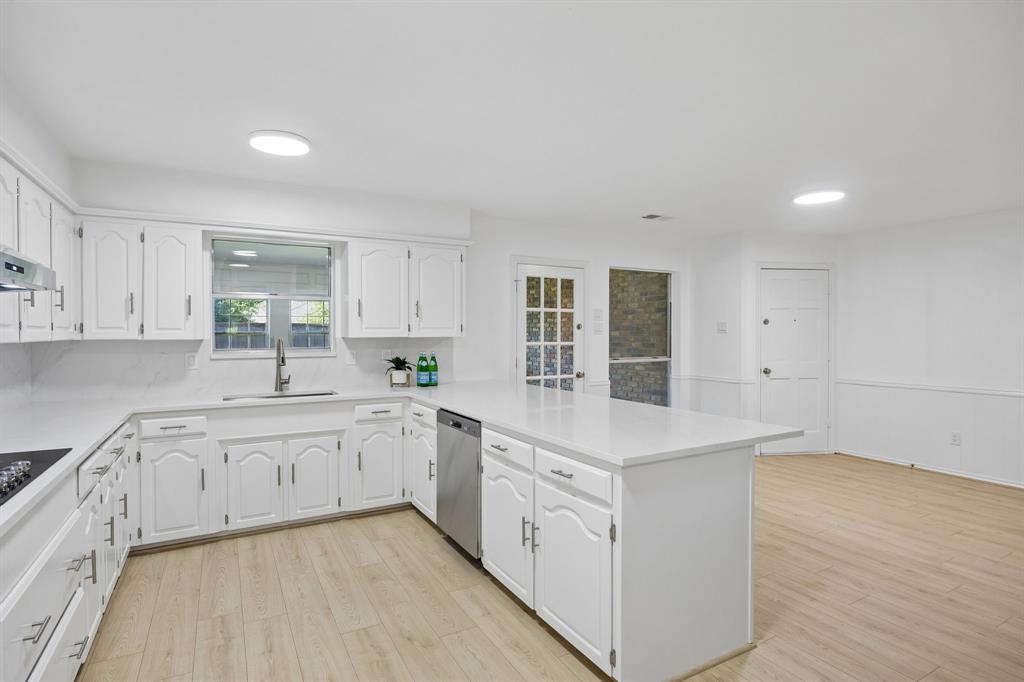 10014 Hickory Crossing Property Photo 16