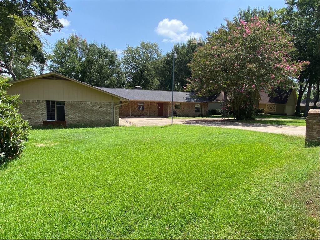 186 1st Oak Drive Property Photo 1