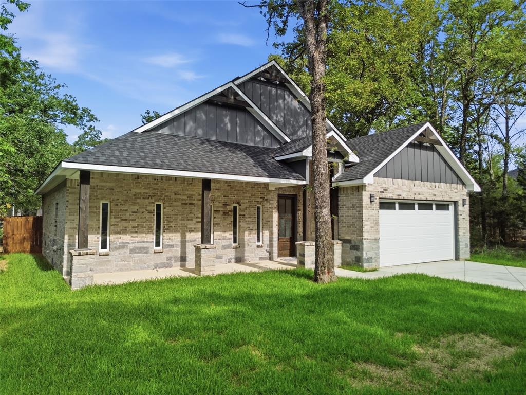 108 Parkside Drive Property Photo 2