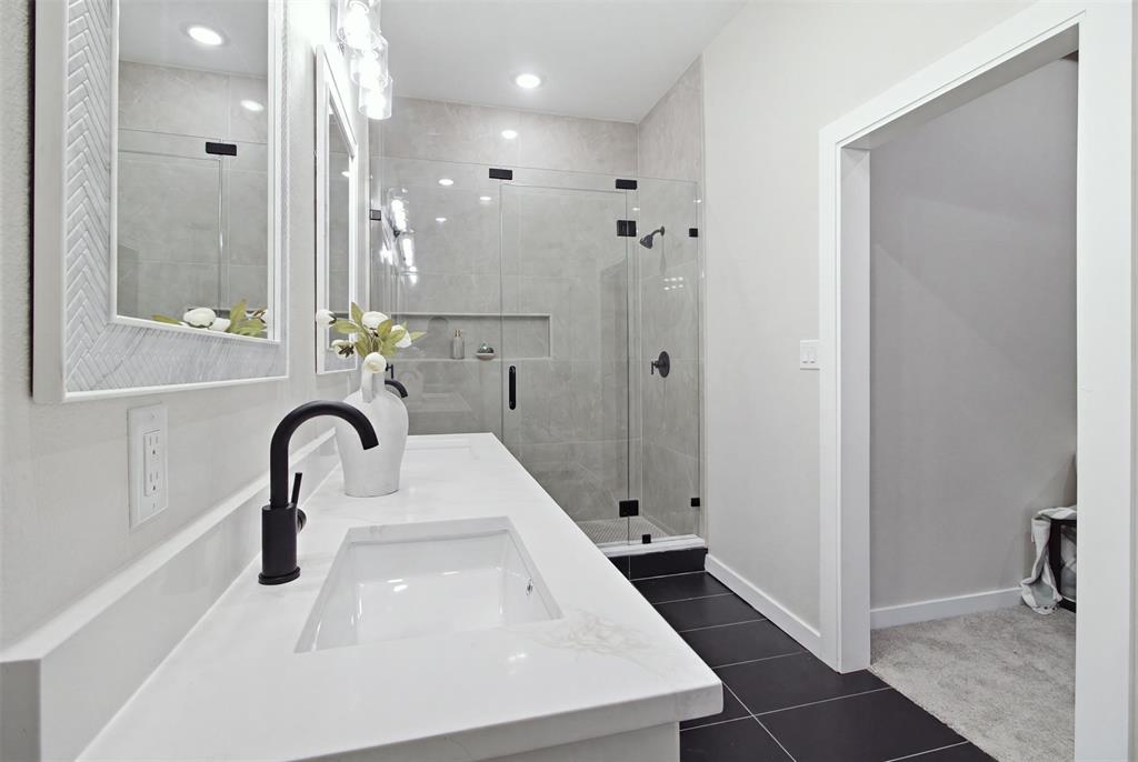 108 Parkside Drive Property Photo 21