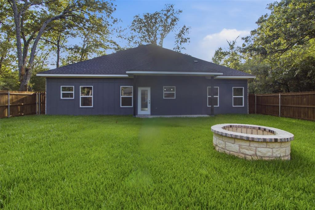 108 Parkside Drive Property Photo 32