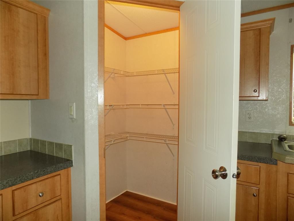 12792 Highway 199 Property Photo 6