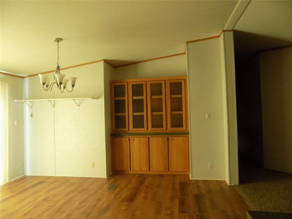 12792 Highway 199 Property Photo 8