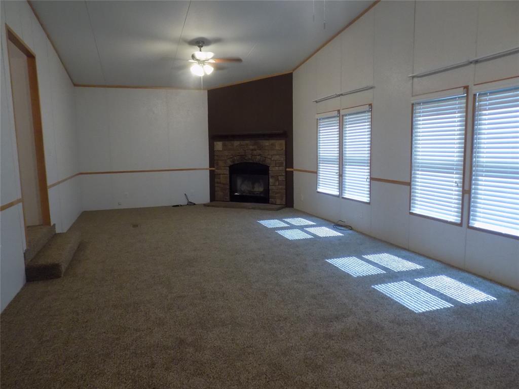 12792 Highway 199 Property Photo 9