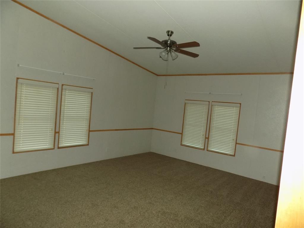 12792 Highway 199 Property Photo 10