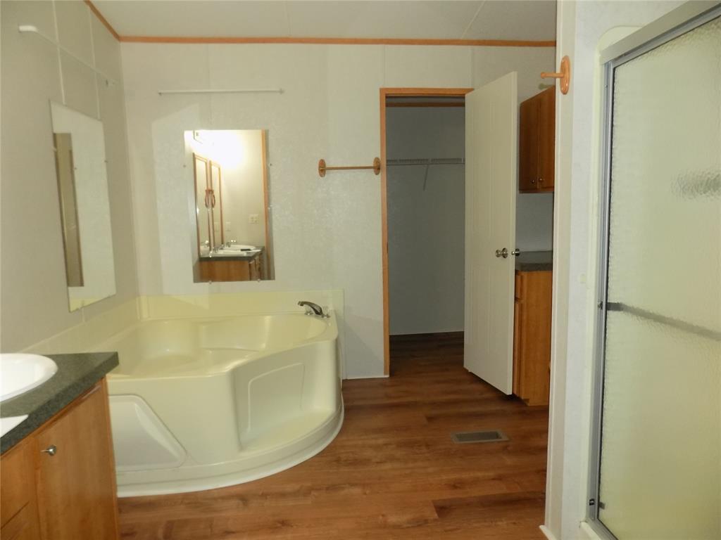 12792 Highway 199 Property Photo 14