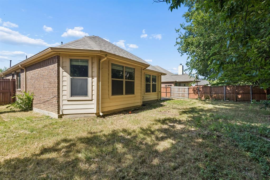 2117 Gregory Creek Drive Property Photo 25