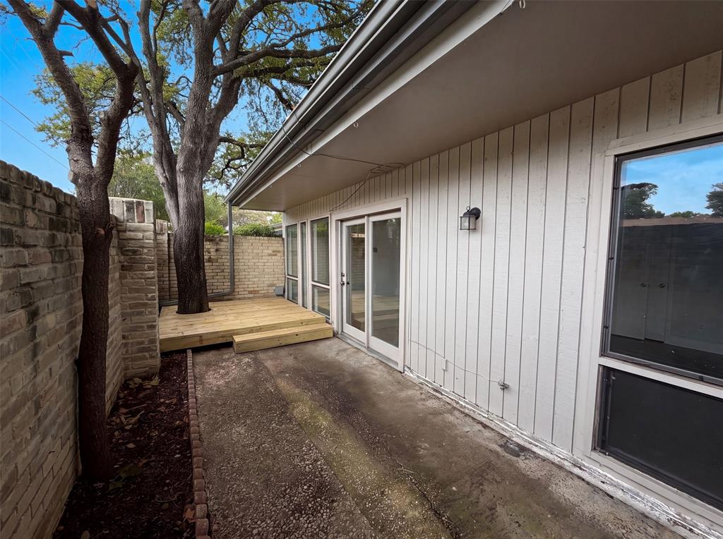 6302 Elder Grove Drive Property Photo 5
