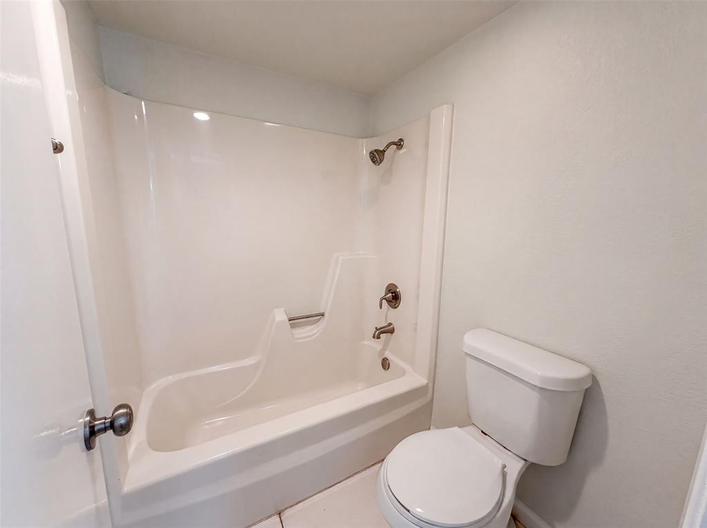 6302 Elder Grove Drive Property Photo 12