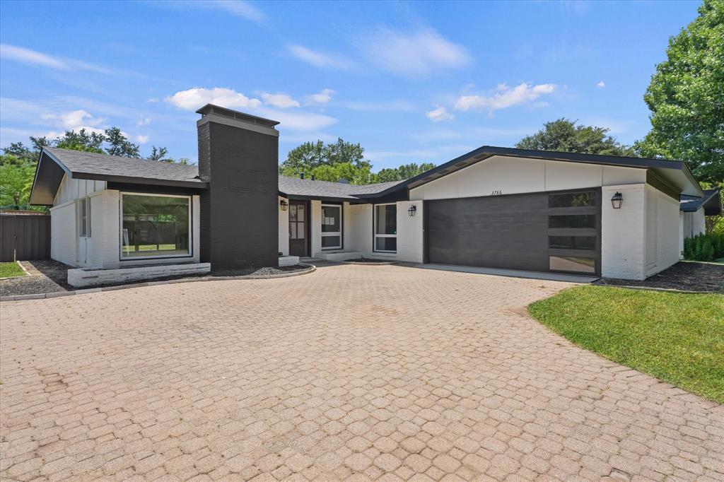 3786 Crown Shore Drive Property Photo 1