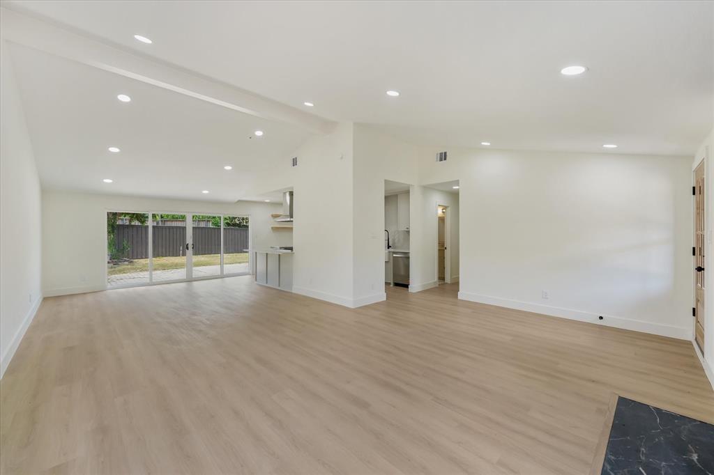 3786 Crown Shore Drive Property Photo 7